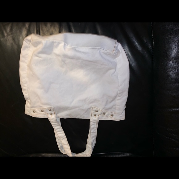 True Religion - Picture 3 of 3